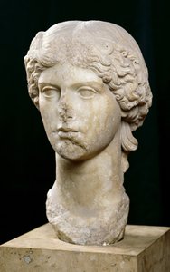 Agrippina vanhemman rintakuva (n.14 eKr-33 jKr) n.37-41 jKr (marmori)